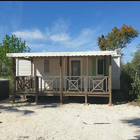 Camping Le Clos Du Thym - ארגלס-סור-מר מראה חיצוני תמונה