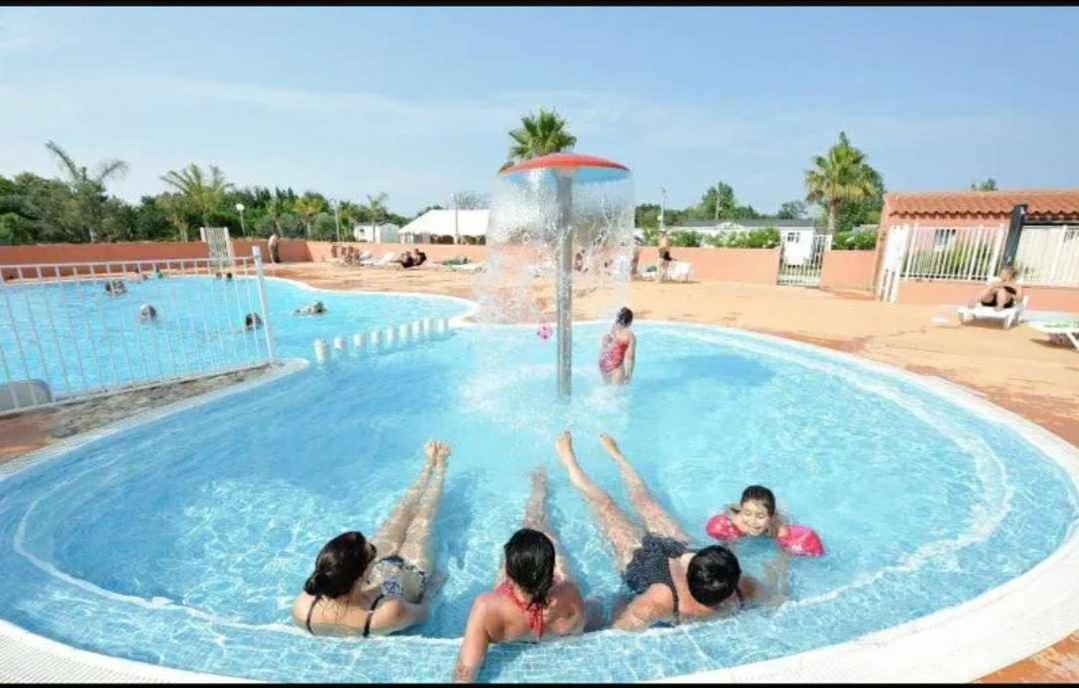 Camping Le Clos Du Thym - ארגלס-סור-מר מראה חיצוני תמונה
